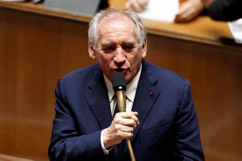 French lawmakers to vote on Wednesday on toppling government - AOL