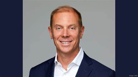 Tether Names Simon McWilliams as CFO Amid Push for Full Audit