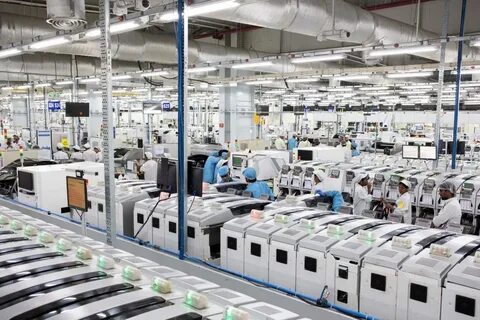 Foxconn launches traditional Chinese large language model for AI-driven manufacturing - Yahoo
