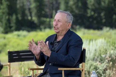 Larry Summers warns our current ‘Energizer Bunny’ economy is increasing the risk of a hard landing - Fortune