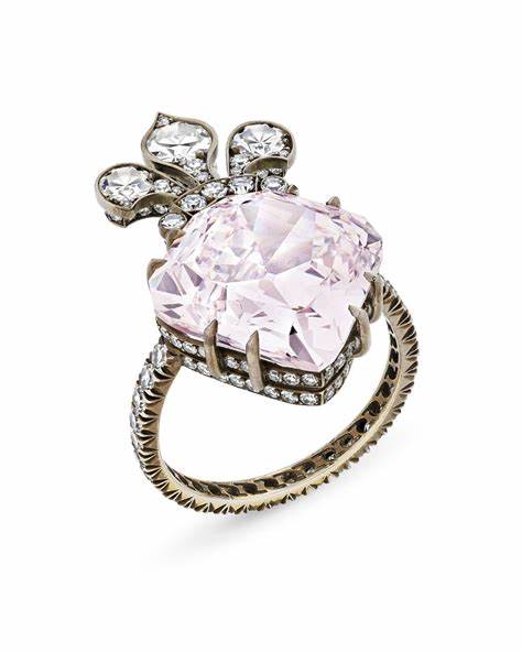 A pink diamond just sold for over US$ 14M
