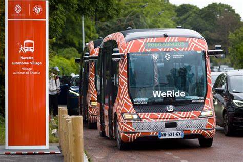 WeRide, Renault Group Renew Partnership for Autonomous Minibus Shuttle at Roland-Garros 2025