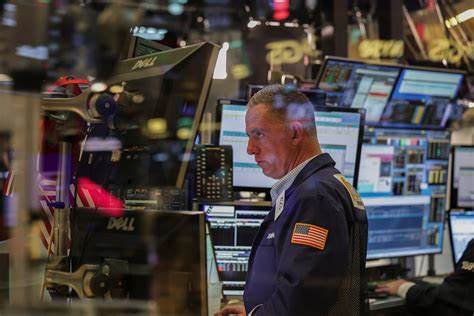 Analysis-Investors set for first US earnings quarter under Trump tariff war