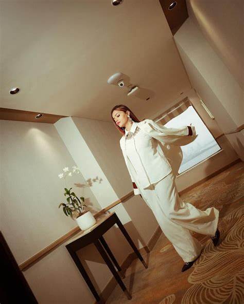 Rubina Dilaik Gives Boss Lady Vibe In White Pant Suit Check Out Pics - ABP Live