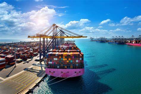 Dubai ranks among top 5 in global shipping index for fifth year