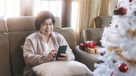4 Things Boomers Should Do for Their Finances Before the Holidays