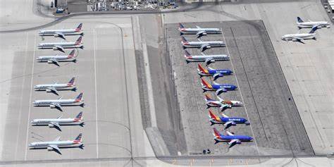 American, Southwest, Alaska Air Pull 2025 Guidance. Airline Stocks Face More Turbulence Ahead