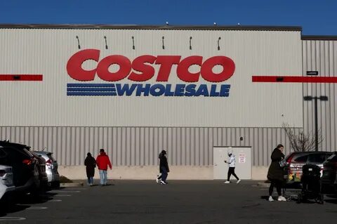 Costco Wholesale Corporation (COST) Isn’t Increasing Prices, Says Jim Cramer