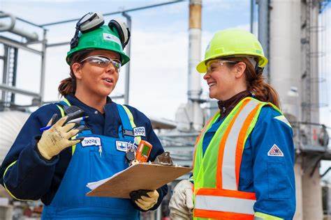 Plains All American Sells Canadian NGL Business to Keyera for $3.77B