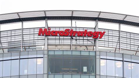 MicroStrategy Stock (MSTR) Plunges after Raising $563M in Stock Offering - Markets Insider