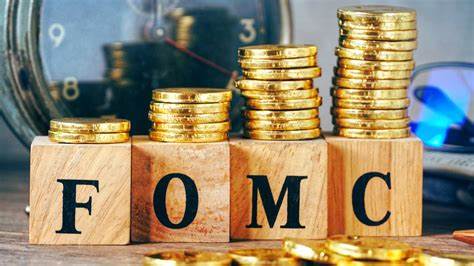  Bitcoin eyes $105K pre-FOMC as Trump reveals Iran asked for dialogue 