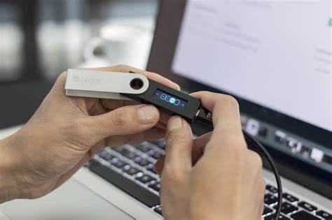 15-Year-old Finds Flaw in Ledger Crypto Wallet - Krebs on Security