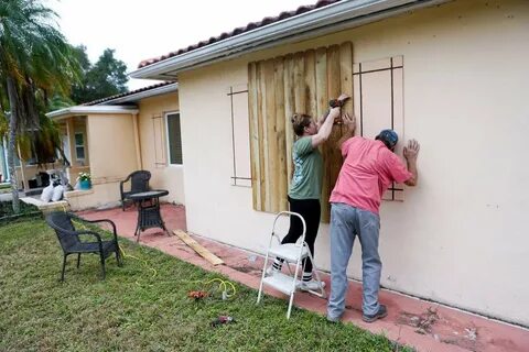 Hurricane Milton could affect homeowners insurance prices in Hawaii - Yahoo