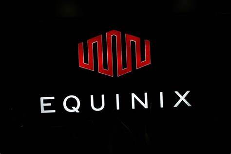 Activist Elliott grows stake in Equinix, holds talks with company