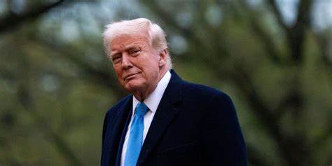 Your 401(k) is Changing: Trump Moves to Open the Door to Private Assets, Cryptocurrency