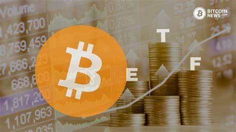 Spot Bitcoin ETF trading volume breaks above $4 billion on first day - CryptoSlate
