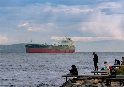 Oil Ticks Higher Amid Large U.S. Crude Build, Red Sea Tensions, Tariff Uncertainty