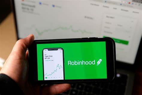 Florida AG accuses Robinhood of falsely promoting itself as ‘least expensive’ way to buy cryptocurrency, launches probe