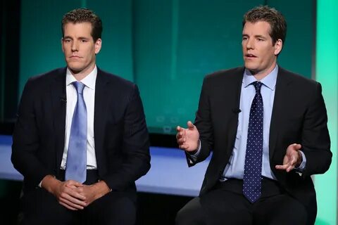 Warren rallies donors against Winklevoss twins and other crypto bosses - DLNews