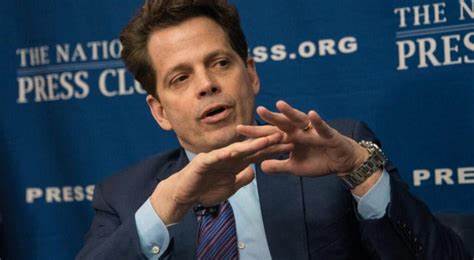 Anthony Scaramucci Hates It When Trump Pumps His Own Coin, But Loves The President's Bitcoin Moves — This Complex Crypto Relationship Decoded