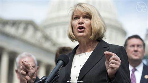 Senator Lummis Formally Introduces Bill to Establish National Bitcoin Reserve - Yahoo Finance
