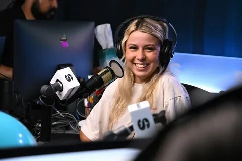 Hawk Tuah girl Haliey Welch finally breaks silence on fall from grace after podcast failure & crypto project lawsuit - The US Sun