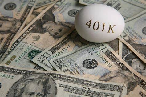 Trump to Open 401(k)s to Private Equity