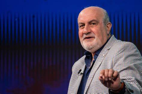 Bitcoin Critic “Black Swan” Author Praises Gold as Central Banks Stacking It - U.Today