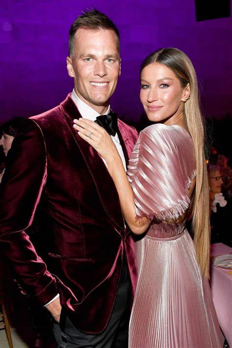 Tom Brady Roast: Best Jokes About Gisele, Deflategate, Crypto, More - Hollywood Reporter