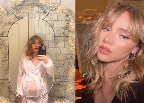 The Year When Pregnancy Was a Fashion Statement