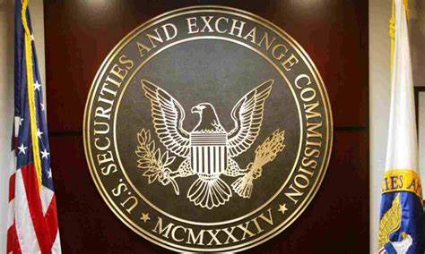 SEC open to regulating crypto, but warns investors of current risks