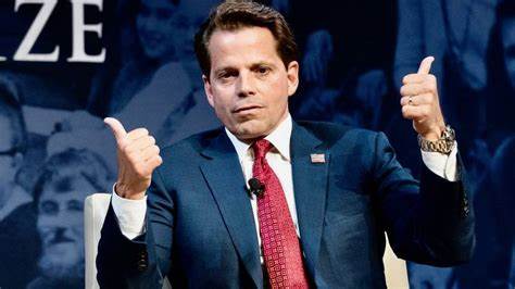 SkyBridge’s Scaramucci on ‘radioactive’ memecoins and why we should follow Larry Fink - DLNews