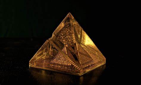 Building a Monostable Tetrahedron