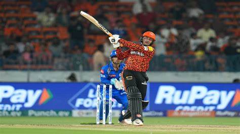 MI vs SRH IPL 2024: Abhishek Sharma sets new ’fastest fifty’ record, netizens say he ’lit up the night sky with sixes’ - Mint