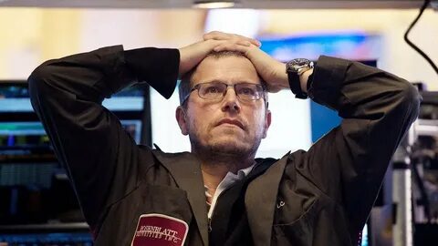 Wall Street plummets over Trump recession fears