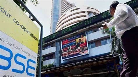Stock Market Highlights: Sensex extends winning run to day 4, ends 899 pts higher, Nifty tops 23,100 - The Economic Times