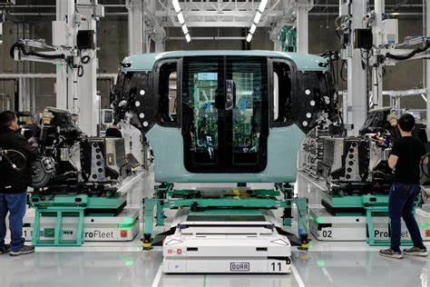 Amazon’s Zoox Opens Robotaxi Production Site in California