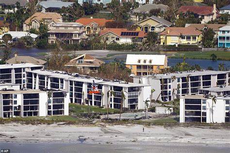 VIDEO: Sanibel Island begins to see impact from Hurricane Helene