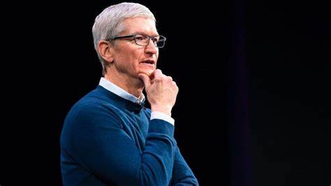 Apple CEO, Tim Cook wants to buy Manchester United for $6.9 billion - StartupNews.fyi