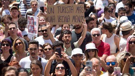 Digital Nomads Are Getting Caught in the War on Tourism