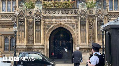 New front door to House of Lords cost £9.6M but doesn't work