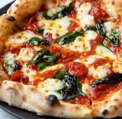 ヒトサラ編集部がオススメする、東京の「本当においしいピザ 