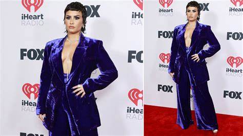 Demi Lovato Birthday: The 'Sorry Not Sorry' Singer is a Red Carpet Pro, Proof in Pics! - LatestLY