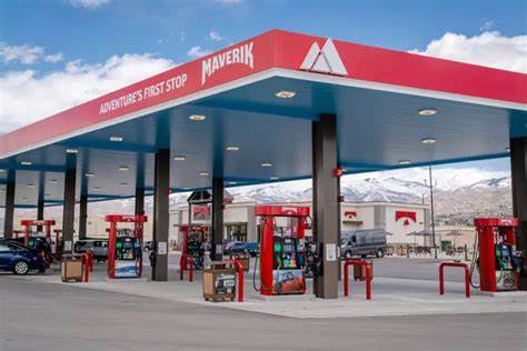 Maverik expands cardless payment options