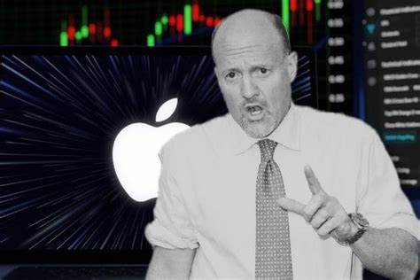 Jim Cramer on Apple: “I’m Expecting an Unexciting Quarter