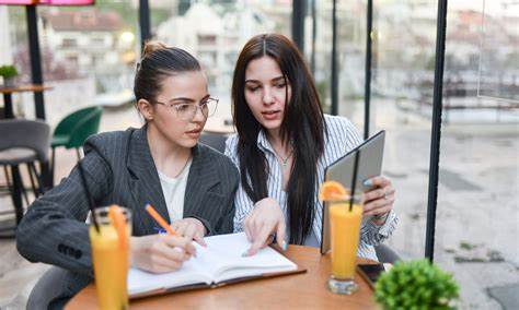 Most Americans Have a Monthly Budget, but Many Still Overspend - NerdWallet