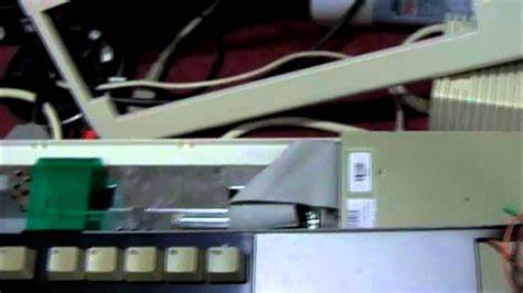 Fixing the Amiga 1200 with a cheap meter [video]