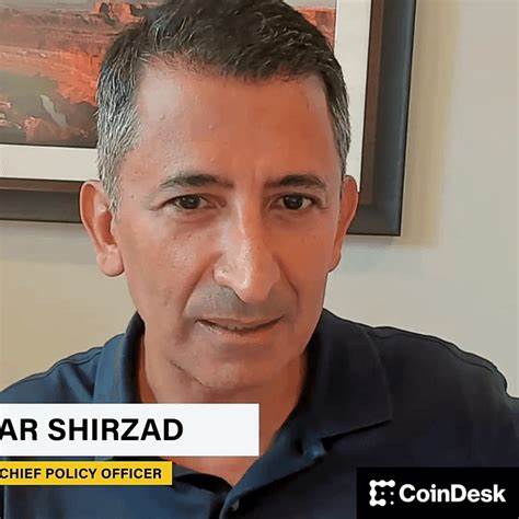 Coinbase Policy Chief Pushes Back on Bank Warnings That Stablecoins Threaten Deposits