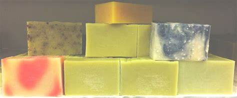 Seifen Rohstoffe | Seifenmanufaktur Glarus