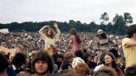 'Peak flower power era': The story of first ever Glastonbury Festival in 1970